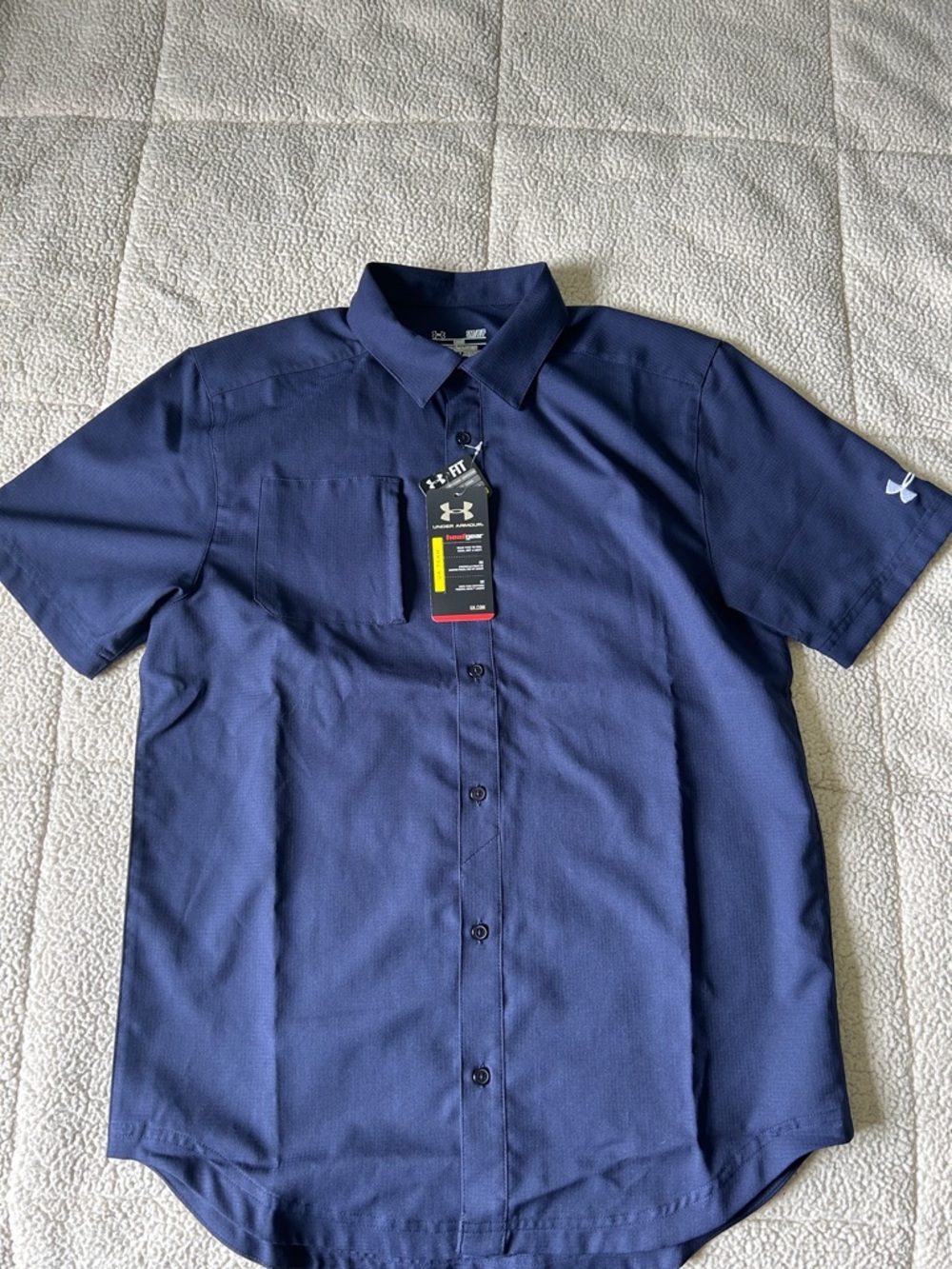 Under Armour Men’s Navy Short Sleeve Button-Down Performance Shirt